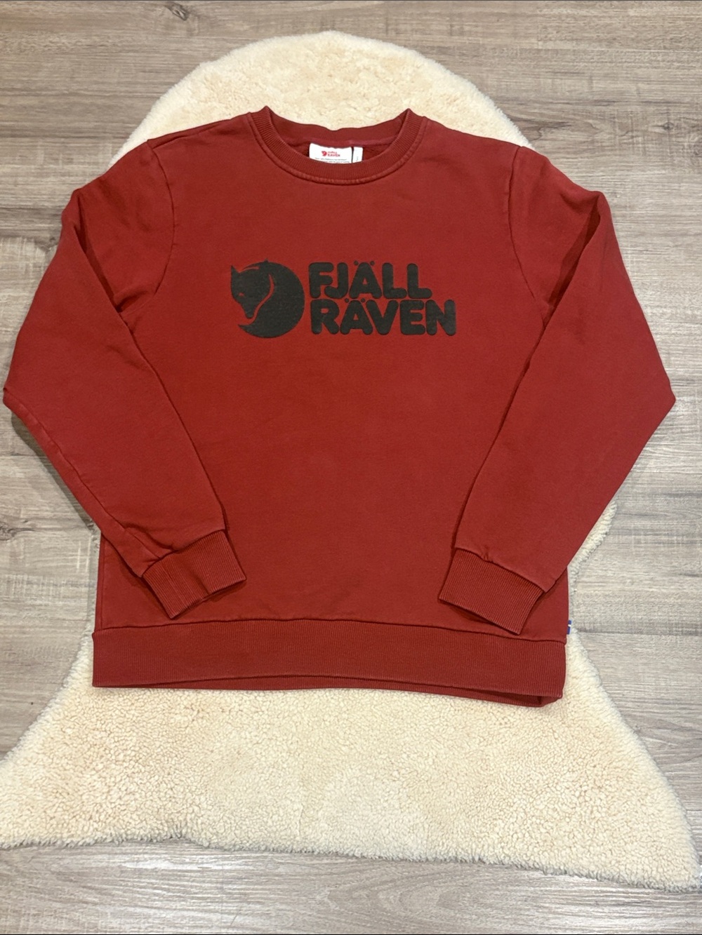 Fjallraven Logo sweater, brick red with black printing, men’s small